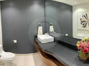 Departamento en venta en Hacienda de las Palmas