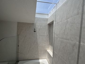 Milenio III Casa en venta con vista panorámica y gran jardín SUPER PRECIO!!