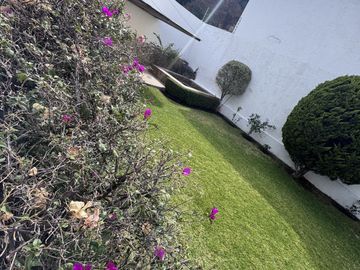 Milenio III Casa en venta con vista panorámica y gran jardín SUPER PRECIO!!