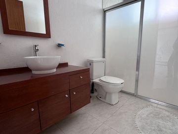 Milenio III Casa en venta con vista panorámica y gran jardín SUPER PRECIO!!