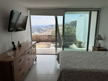 Milenio III Casa en venta con vista panorámica y gran jardín SUPER PRECIO!!