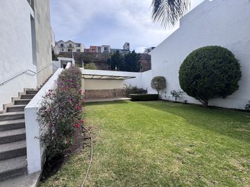 Milenio III Casa en venta con vista panorámica y gran jardín SUPER PRECIO!!