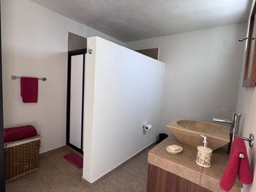 Preciosa casa en venta en Los Cipreses Corregidora