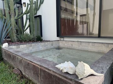Preciosa casa en venta en Los Cipreses Corregidora