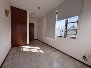 Preciosa casa en venta en Los Cipreses Corregidora