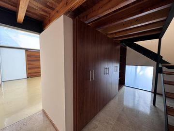 Preciosa casa en venta en Los Cipreses Corregidora