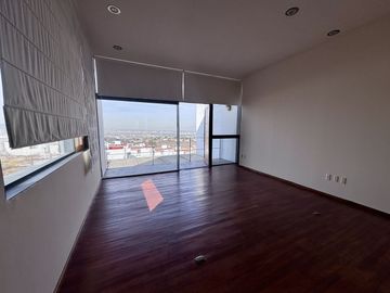Preciosa casa en venta en Los Cipreses Corregidora