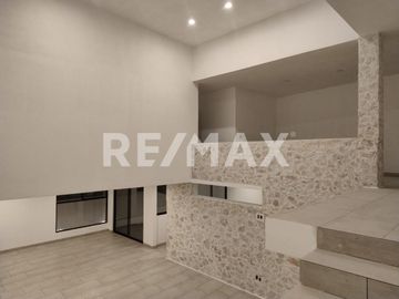 Casa de 3 pisos de 400m2 de construcción en Venta, casa NUEVA de 4 habitaciones con baños completos y salón de juegos Valle Juriquilla - (3)