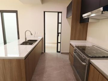 CASA NUEVA EN VENTA EN MORELIA, CAÑADAS DEL BOSQUE