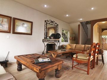 CASA EN VENTA, ZONA TZINTZUNTZAN