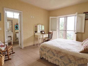 CASA EN VENTA, ZONA TZINTZUNTZAN
