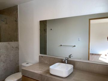 Casa en renta - LOMAS 4° SECCION, San Luis Potosí