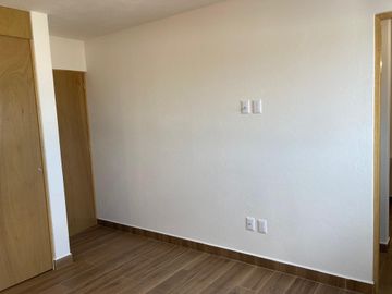 Casa en renta - LOMAS 4° SECCION, San Luis Potosí