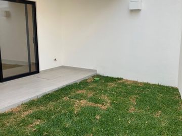 Casa en renta - LOMAS 4° SECCION, San Luis Potosí