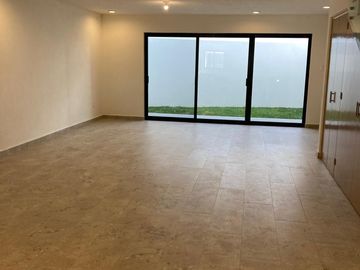 Casa en renta - LOMAS 4° SECCION, San Luis Potosí