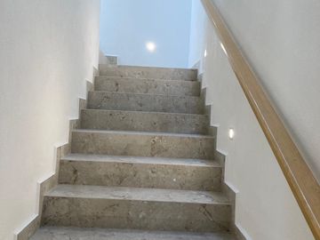 Casa en renta - LOMAS 4° SECCION, San Luis Potosí