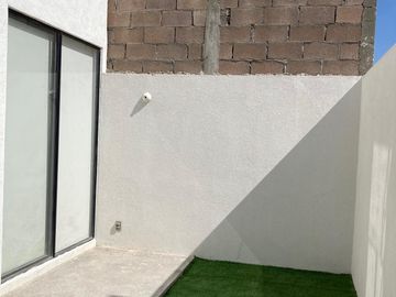 Casa en renta - RESIDENCIAL LOS LAGOS, San Luis Potosí