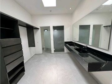 Casa en Venta Altares Residencial Santiago Nuevo Leon