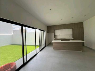 Casa en Venta Altares Residencial Santiago Nuevo Leon