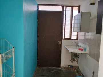 CASA EN VENTA EN COL. VALLE DE INFONAVIT EN MONTERREY