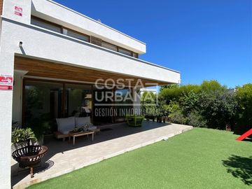 Espectacular Casa en Pinares de Montemar