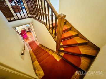 CASA VENTA  BAJO VICENTE LOPEZ 3 DORMITORIOS
