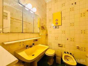 CASA VENTA  BAJO VICENTE LOPEZ 3 DORMITORIOS