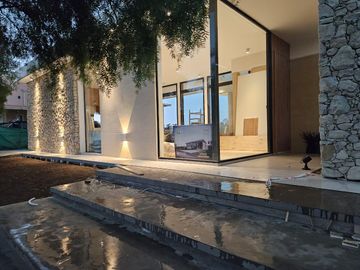 Casa en venta a Estrenar en San Ramiro, Pilar del Este