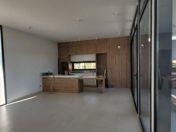 Casa en venta a Estrenar en San Ramiro, Pilar del Este