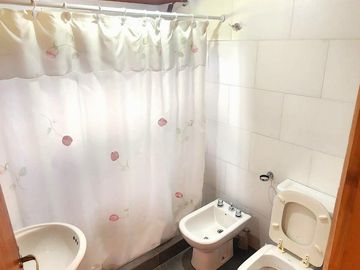 Cabaña en Venta en Los Reartes Dos Dormitorios y Entorno Natural