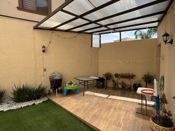 Casa en venta en Pedregal la Silla