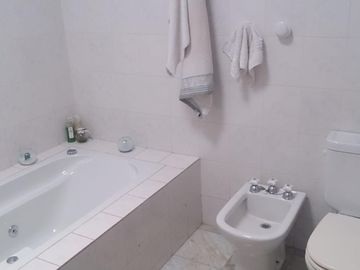 Casa en Venta en Escobar Centro, GBA Norte - 5 Ambientes