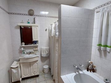 Casa en Venta en Escobar Centro, GBA Norte - 5 Ambientes