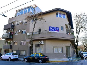 Villa Urquiza- PH 3 ambientes en duplex sin expensas. 1ero por escalera.