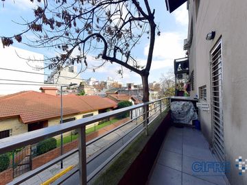 Villa Urquiza- PH 3 ambientes en duplex sin expensas. 1ero por escalera.