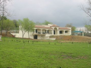 QUINTA EN VENTA  ALLENDE N.L.