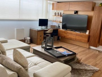 VENTA DEPARTAMENTO LOMAS COUNTRY -VISTA !