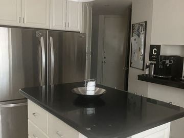 LOMAS COUNTRY VENDE BONITO DEPARTAMENTO
