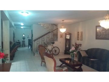 Venta de Casa Colinas del Bosque Norte Cali (GH)