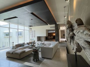 CASA A LA VENTA  EN BOSQUE DE LA HERRADURA.