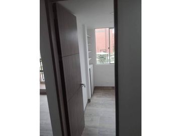 VENTA APARTAMENTO MADRID CONJUNTO TARENTO