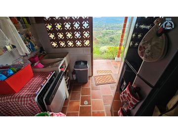 ref 961a Párraga/pavas/vendo casa campestre