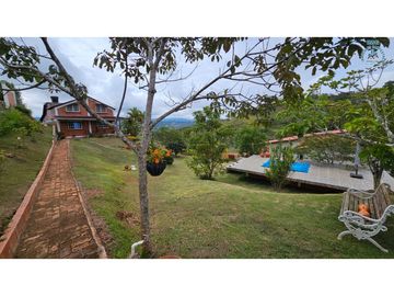 ref 961a Párraga/pavas/vendo casa campestre