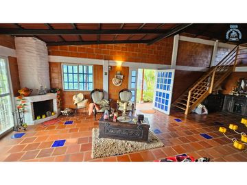 ref 961a Párraga/pavas/vendo casa campestre