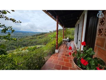 ref 961a Párraga/pavas/vendo casa campestre