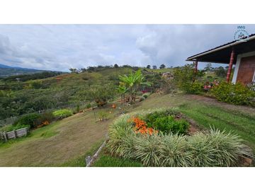 ref 961a Párraga/pavas/vendo casa campestre