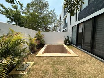 Casa en venta en privada en Chuburná Hidalgo, Mérida, Yucatán.