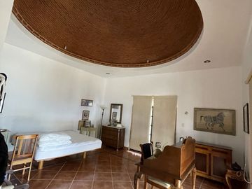 En venta casa dentro de privada en Temozón Nte.