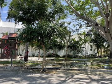 En venta casa dentro de privada en Temozón Nte.
