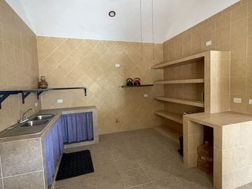 En venta casa dentro de privada en Temozón Nte.